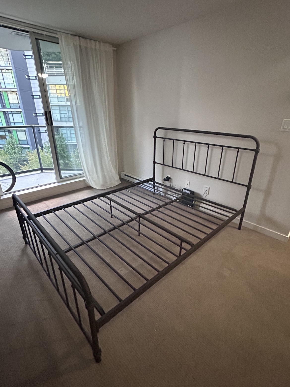 Metal Bedframe and Fairmont Mattress (Queen Size) - photo 2