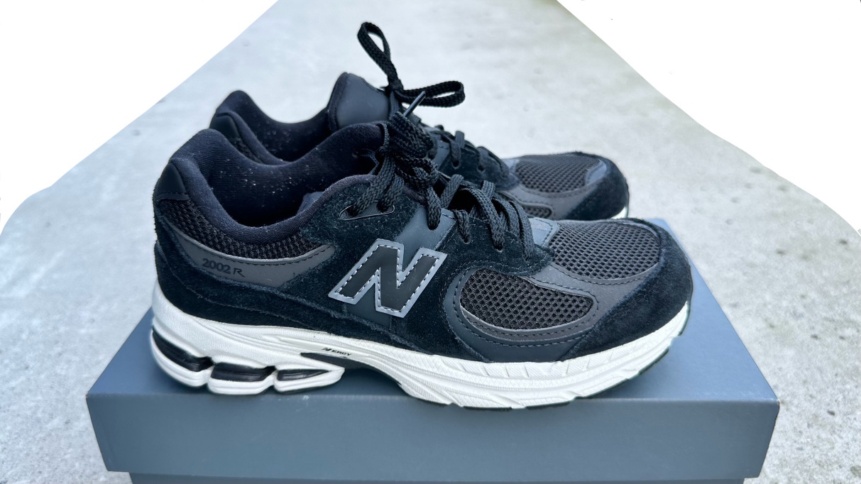 New Balance 2002 R Black image indicator(4)