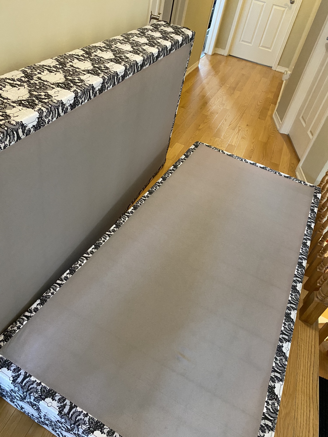 Kingsdown Box Spring - photo 2