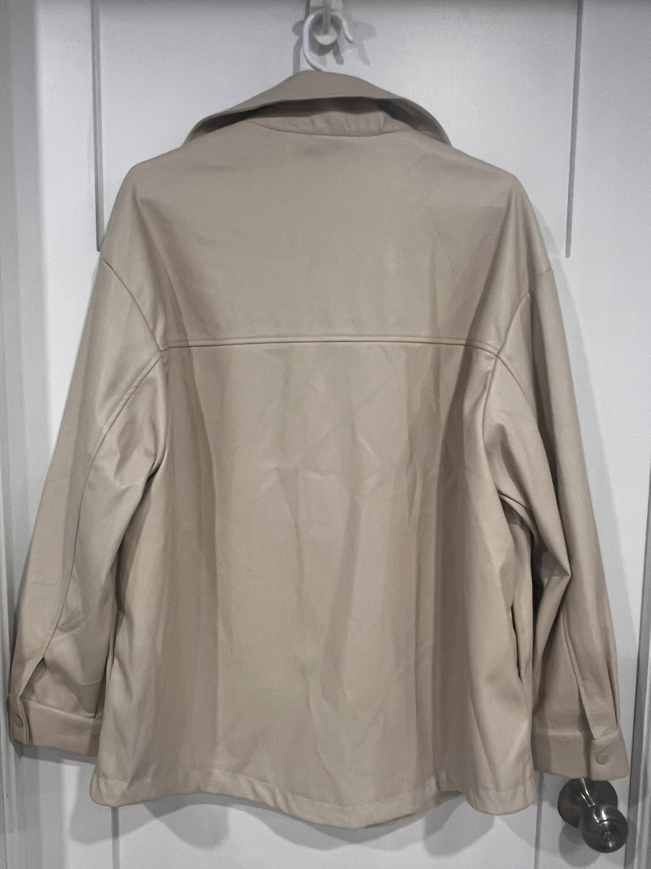 Woman’s coat - photo 3
