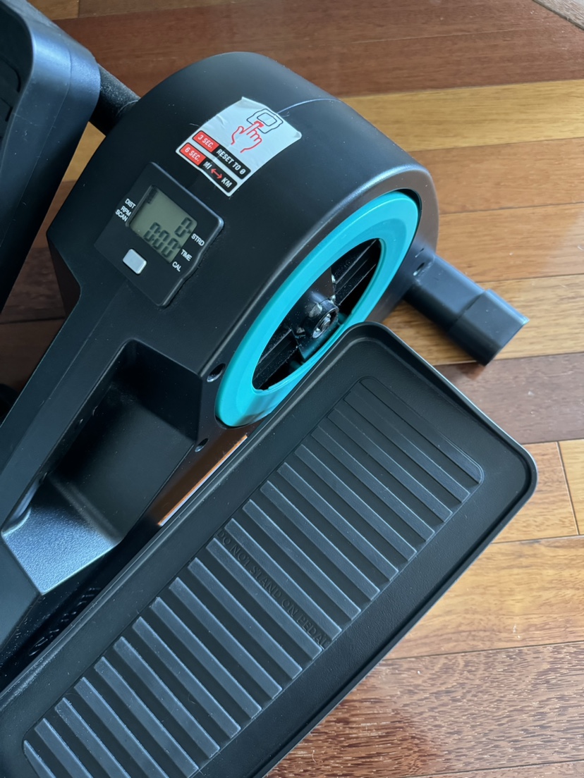 Cubii Under-Desk Elliptical - photo 2