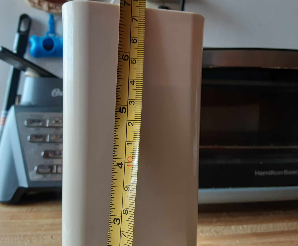 vintage Tupperware cheese keeper container  🥕 image indicator(4)