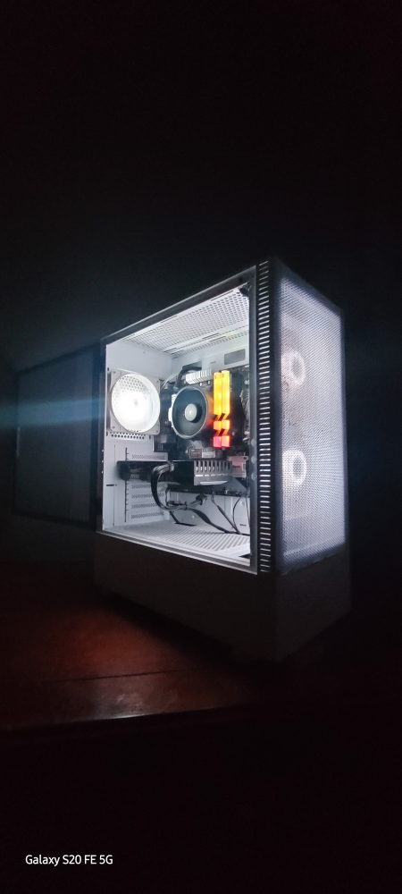 Gaming PC: GTX 1660TI RYZEN 5 3600X