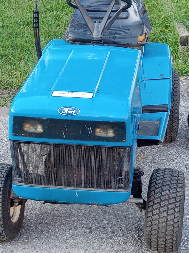 Ford Riding Lawn Mower - photo 2