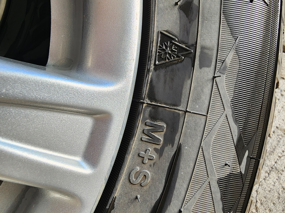 Winter tires and rims - photo 5