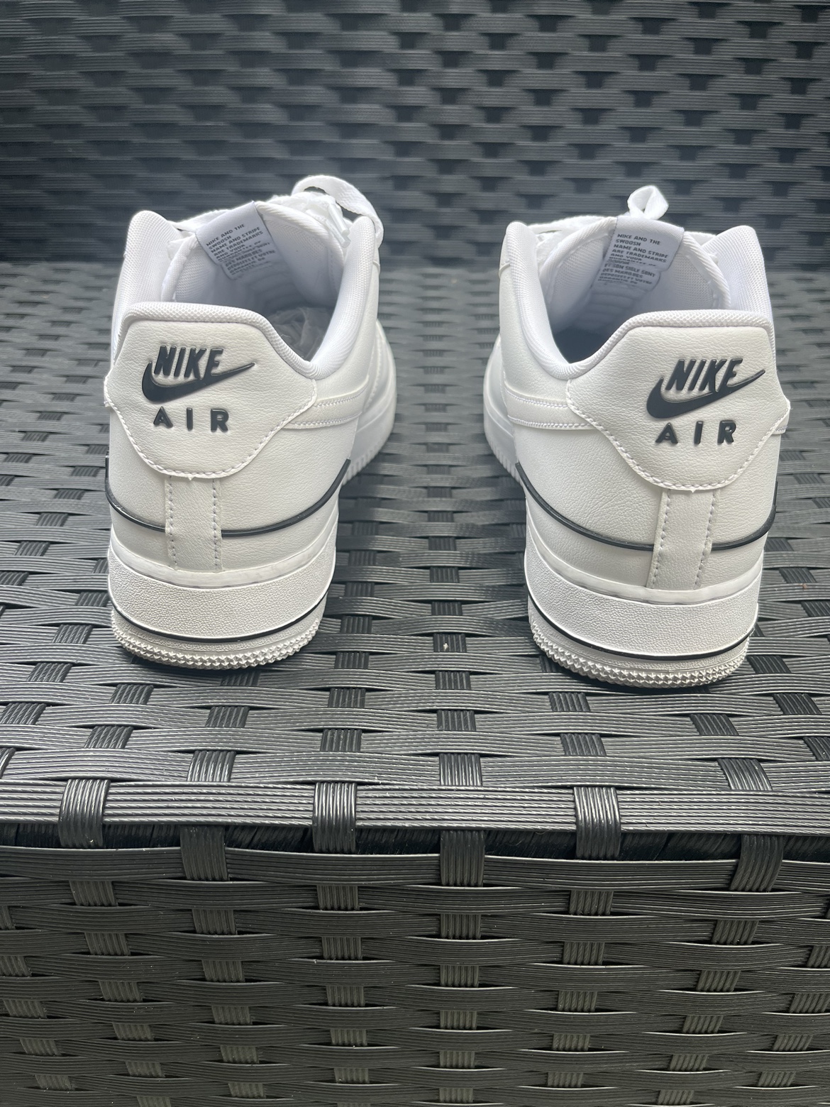 MENS SZ 10IKE AIR FORCE 1 image indicator(4)