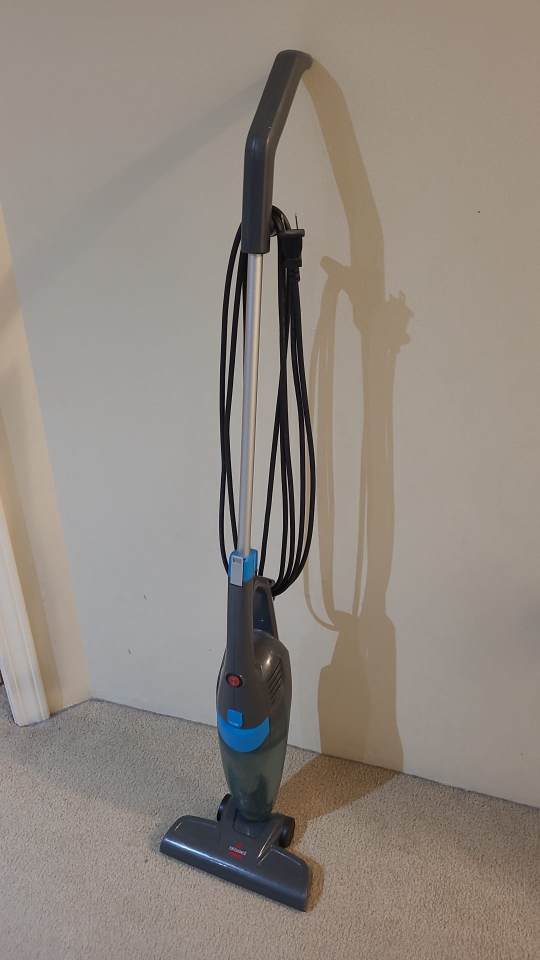 Bissell Cordless Handheld Vacuum thumbnail