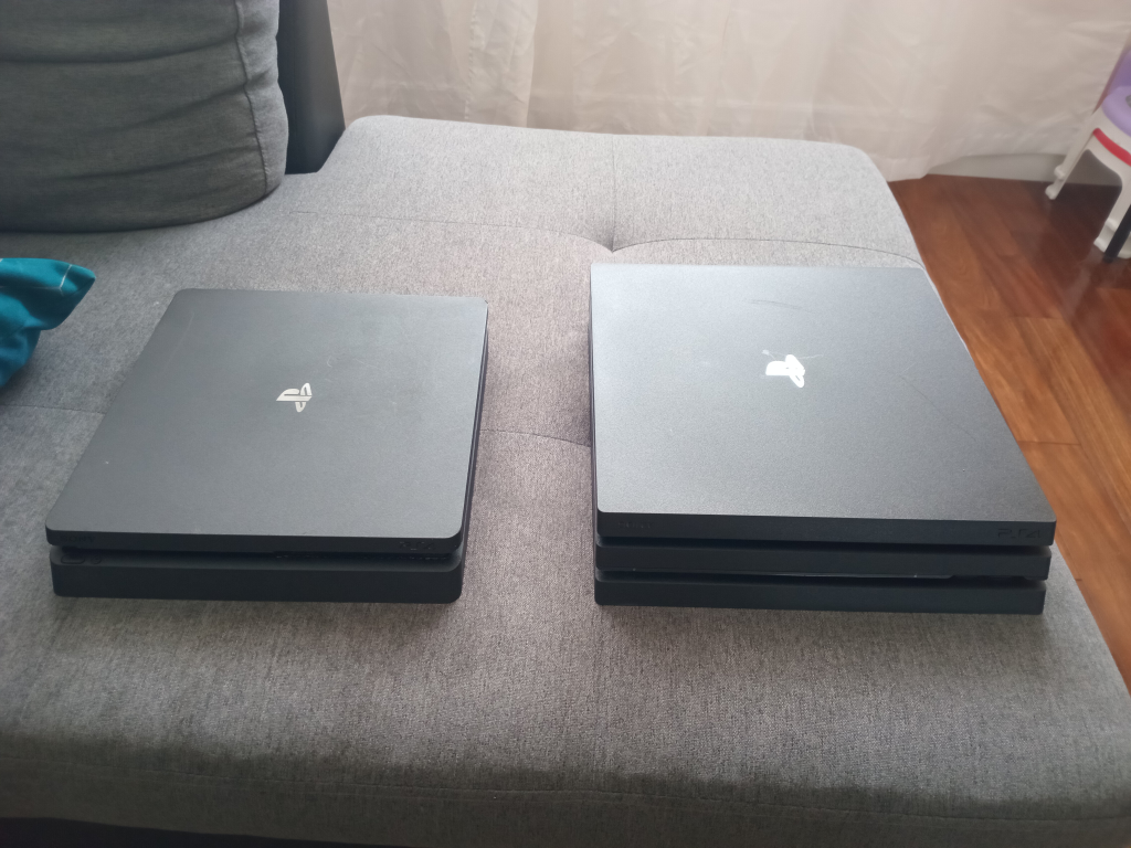 PS4 PRO 1TB  AND PS4 SLIM 1TB FOR SALE - photo 2