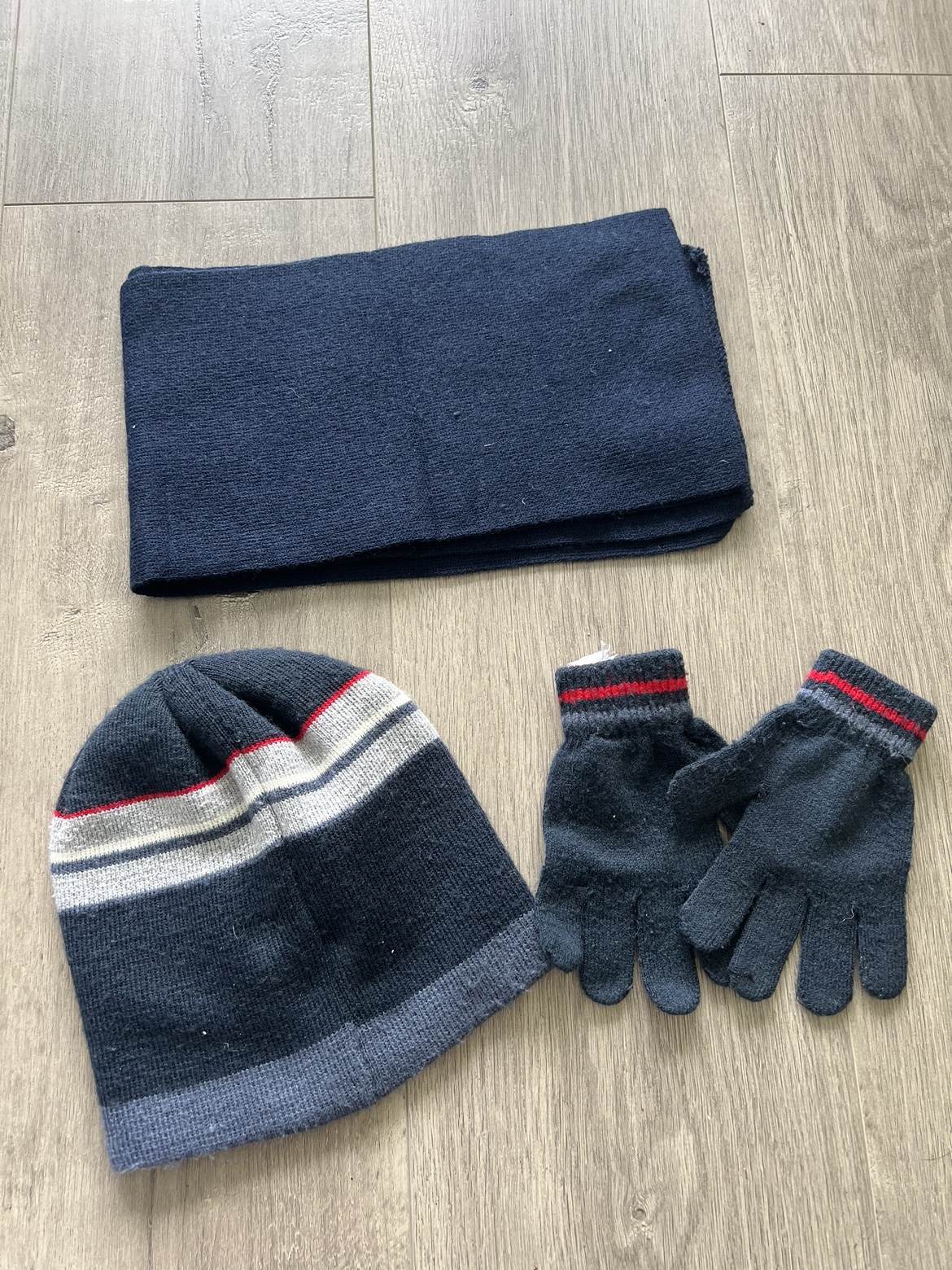 Lightning McQueen 3 piece winter set Toddler image indicator(6)