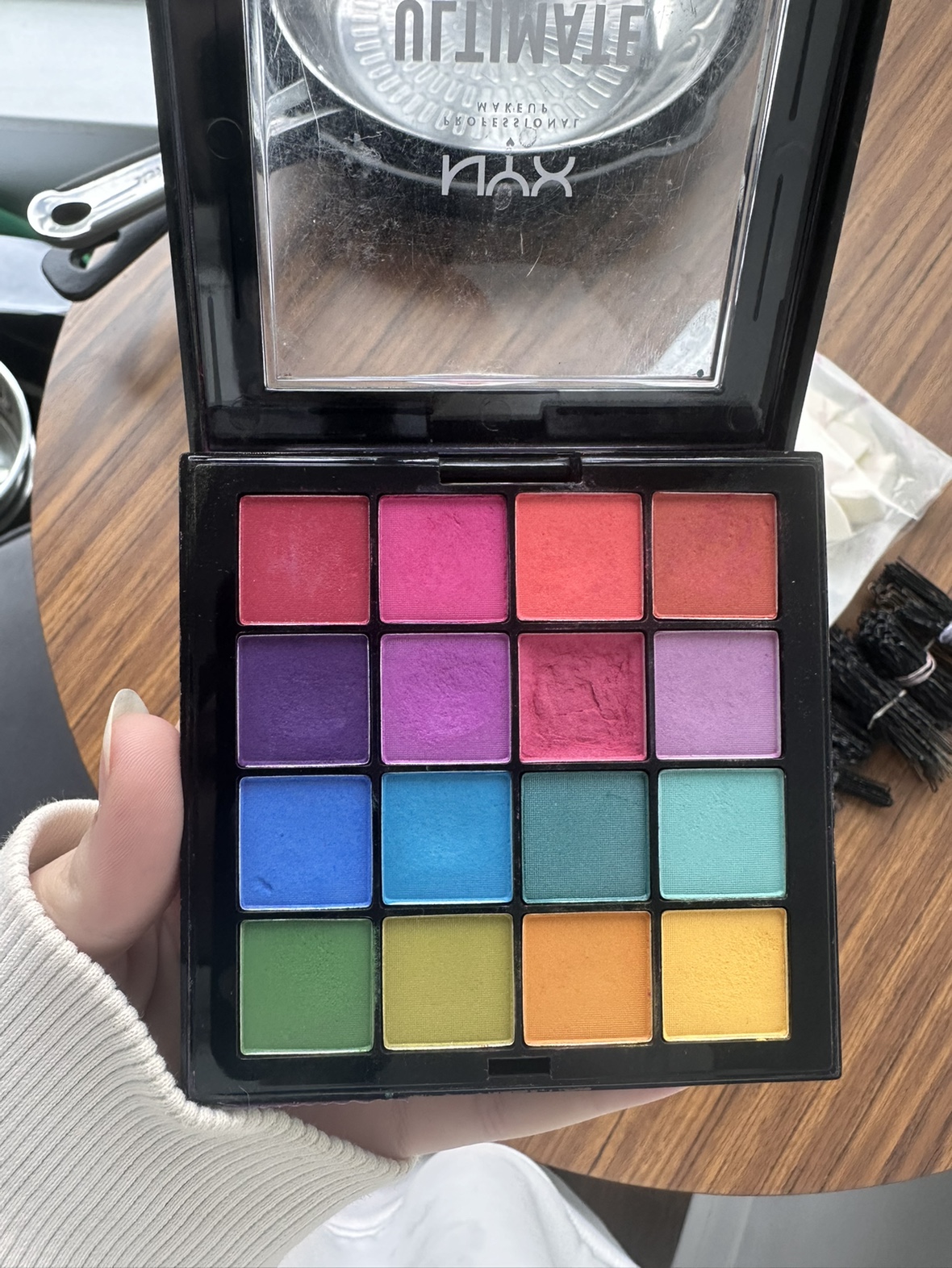 Makeup & Hair Bundle image indicator(2)