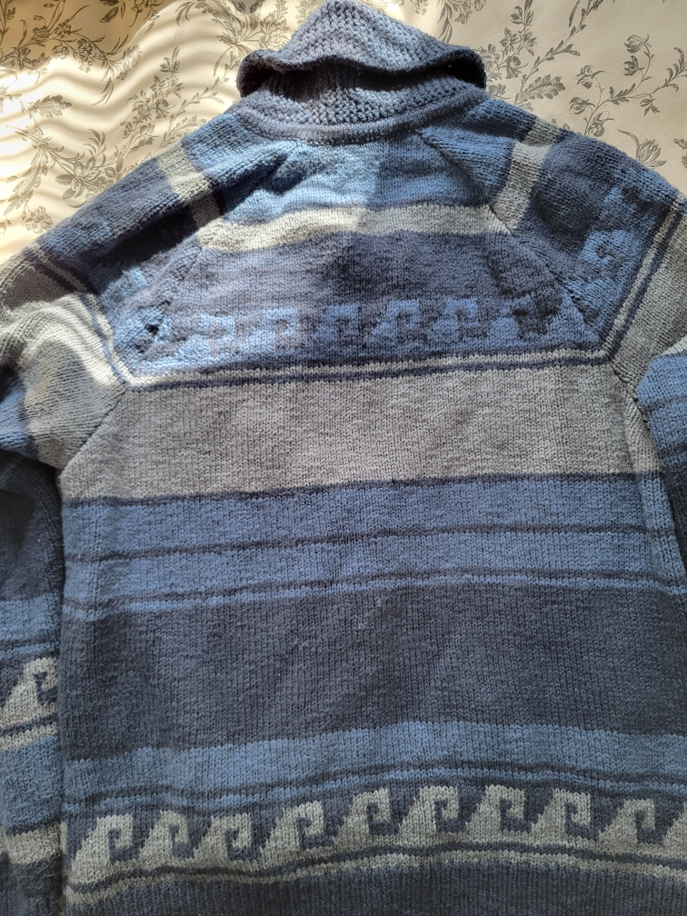 Gap Men's Cowichan Style Sweater image indicator(2)