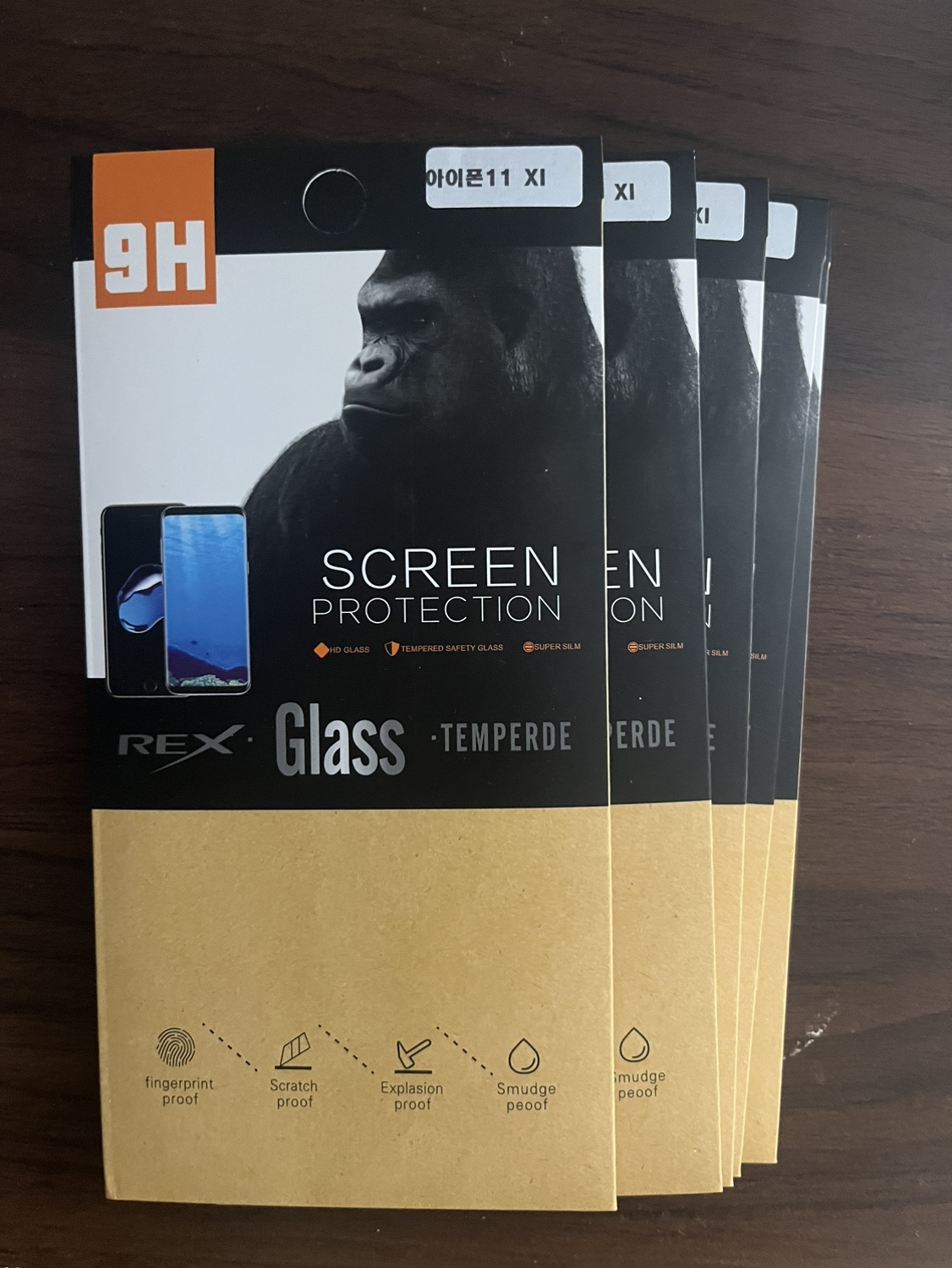 iPhone 11 screen protector