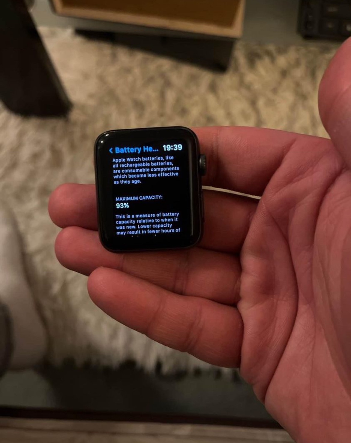 Apple Watch Series 3 GPS + Cellular, 42mm - photo 3
