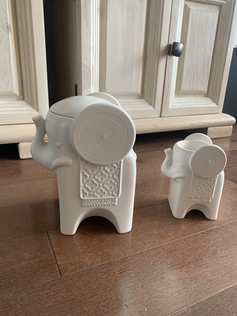 Jonathan Adler Partylite Ceramic Elephant Canister Set thumbnail