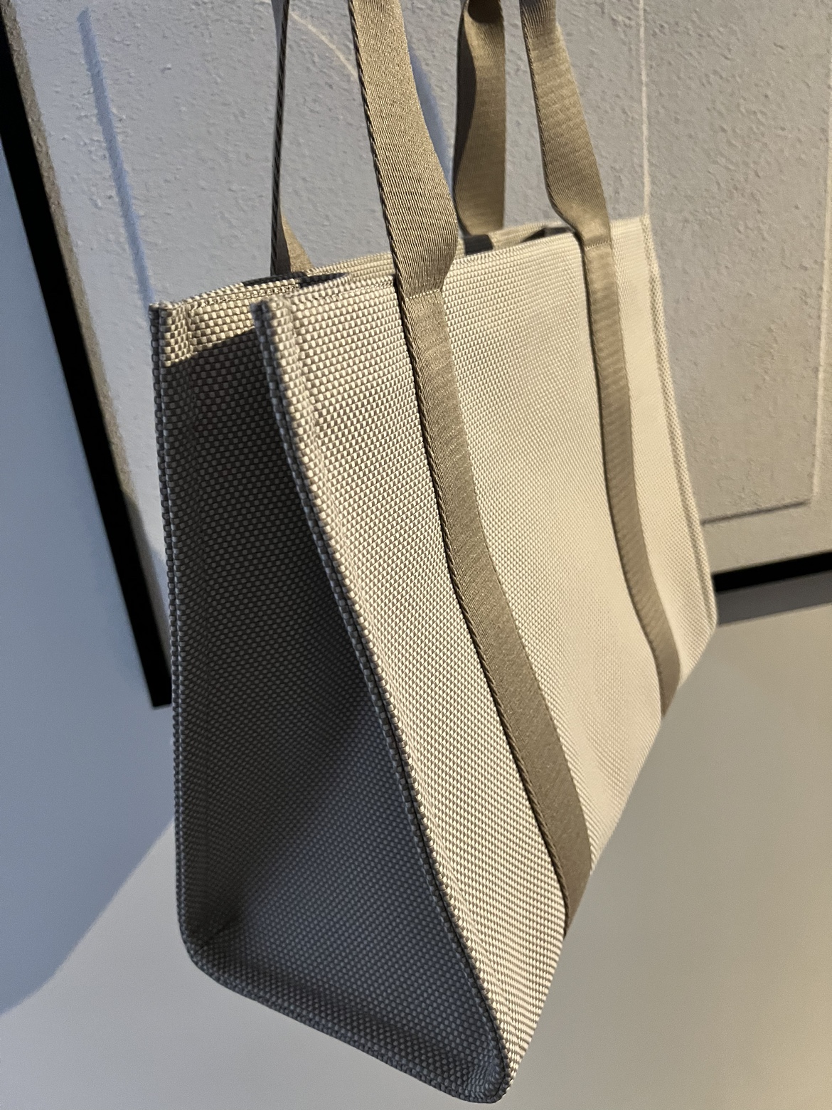 Brand New with Tags- Lululemon Two-Tone Canvas Tote Bag image indicator(3)