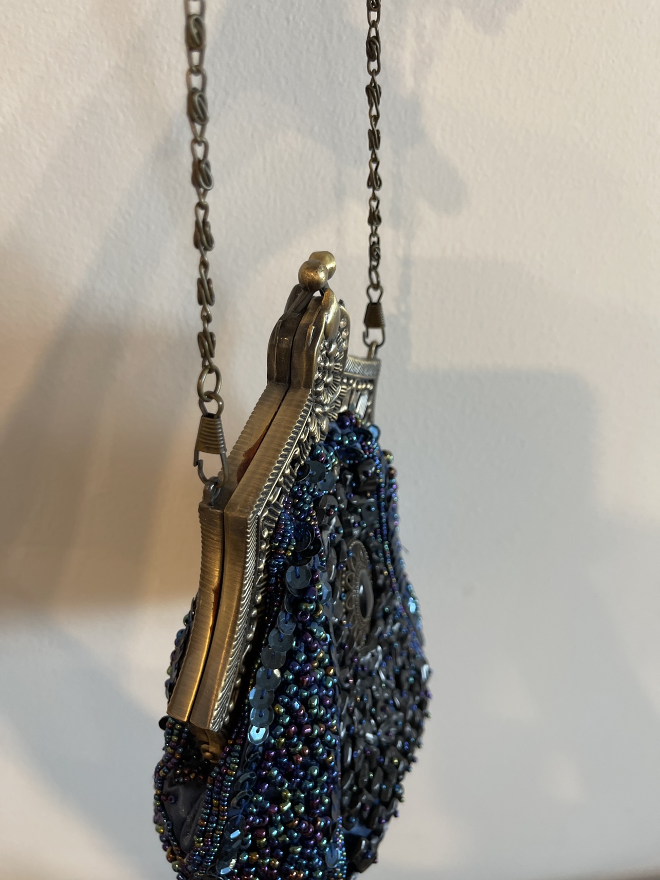 Beaded Evening Clutch image indicator(5)