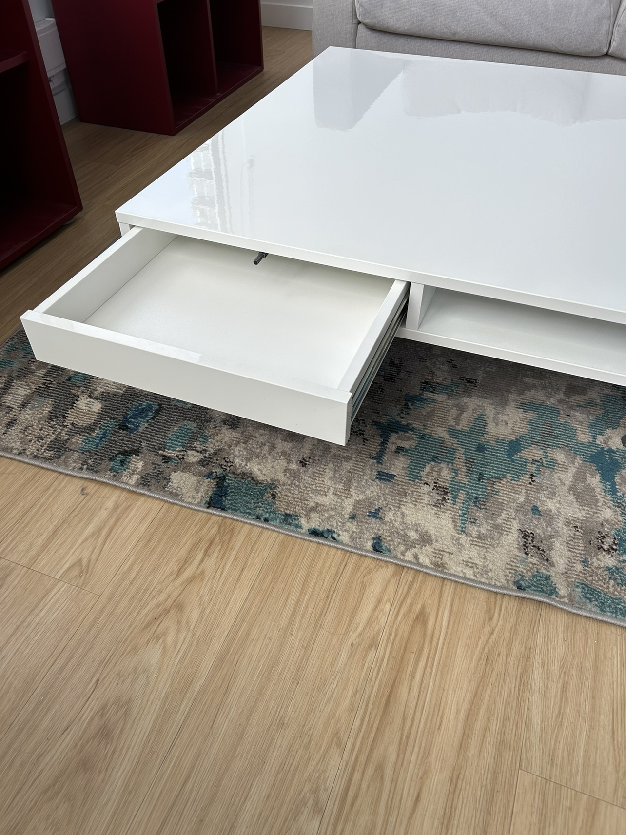 White IKEA Tofteryd Coffee Table - photo 3