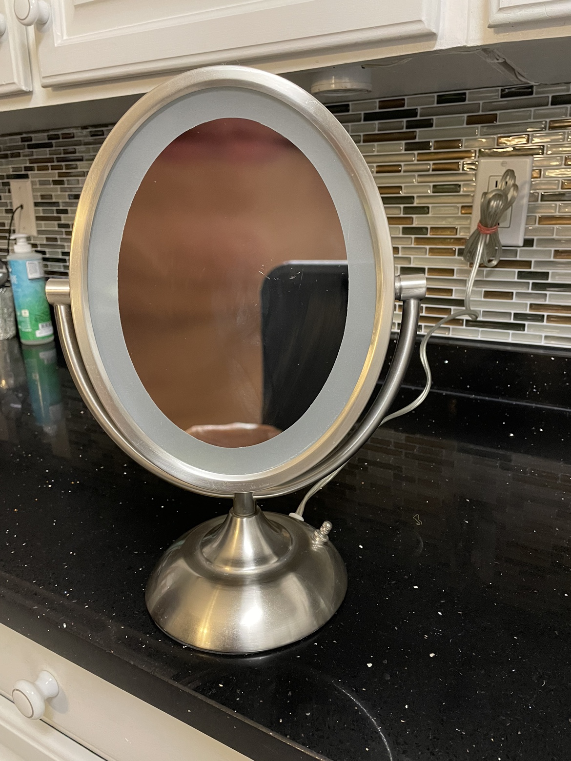 Magnifying 2 sided light tilt mirror - photo 5
