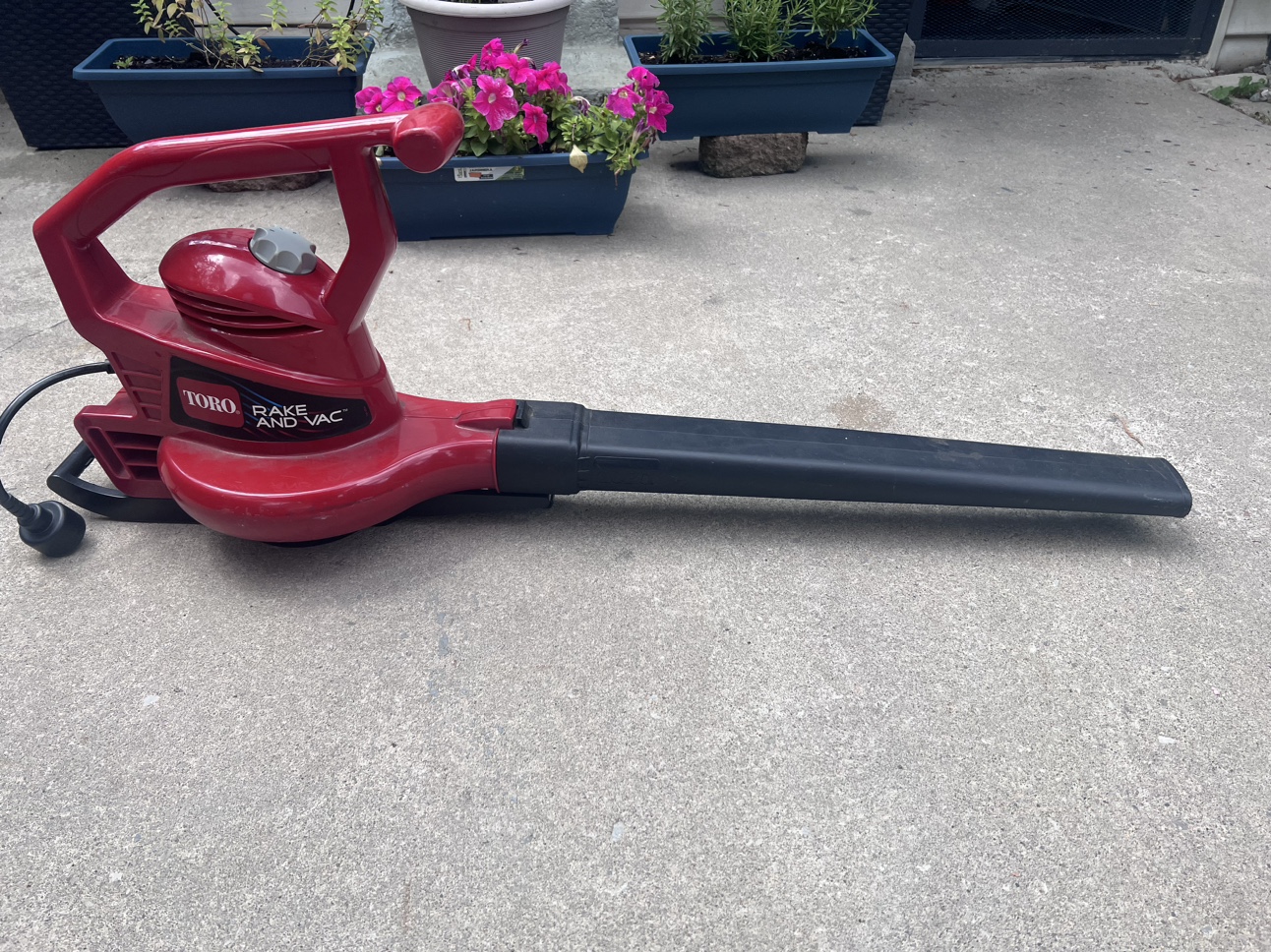 Leaf blower and vacuum in one all parts included - photo 4