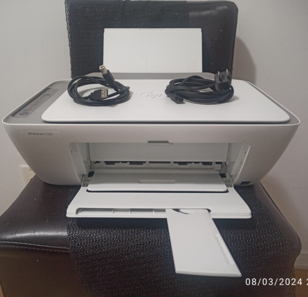 Urgent Sale - HP Deskjet 2723e  Printer+colour ink +50 A4 pages image indicator(2)