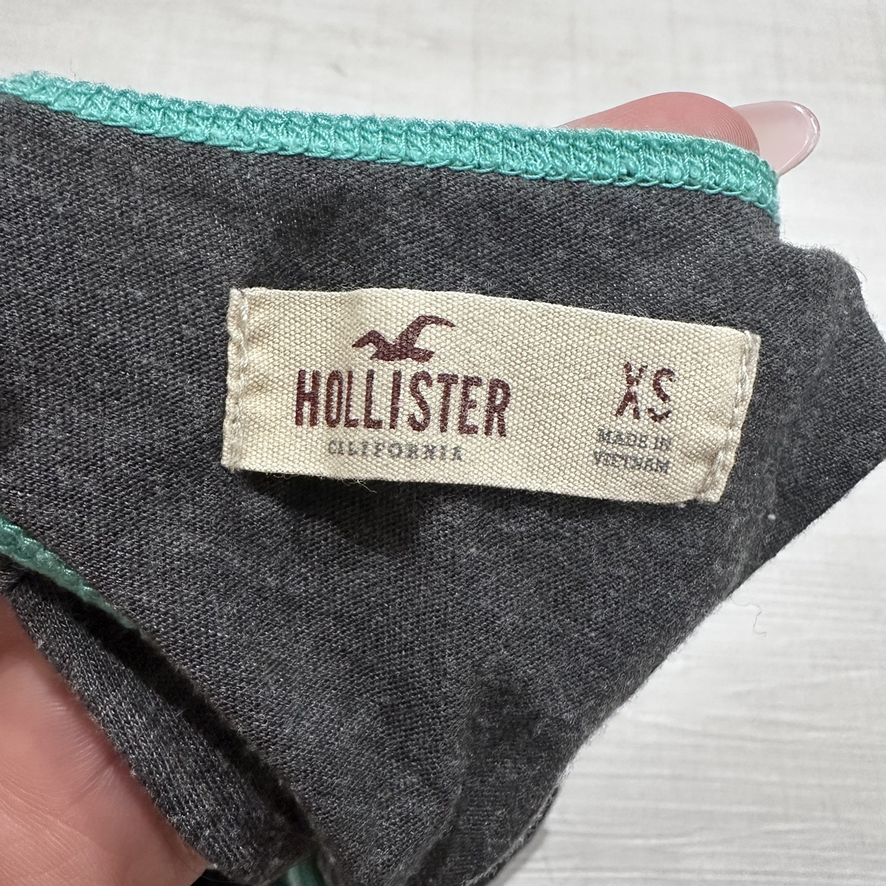Hollister tank top image indicator(4)