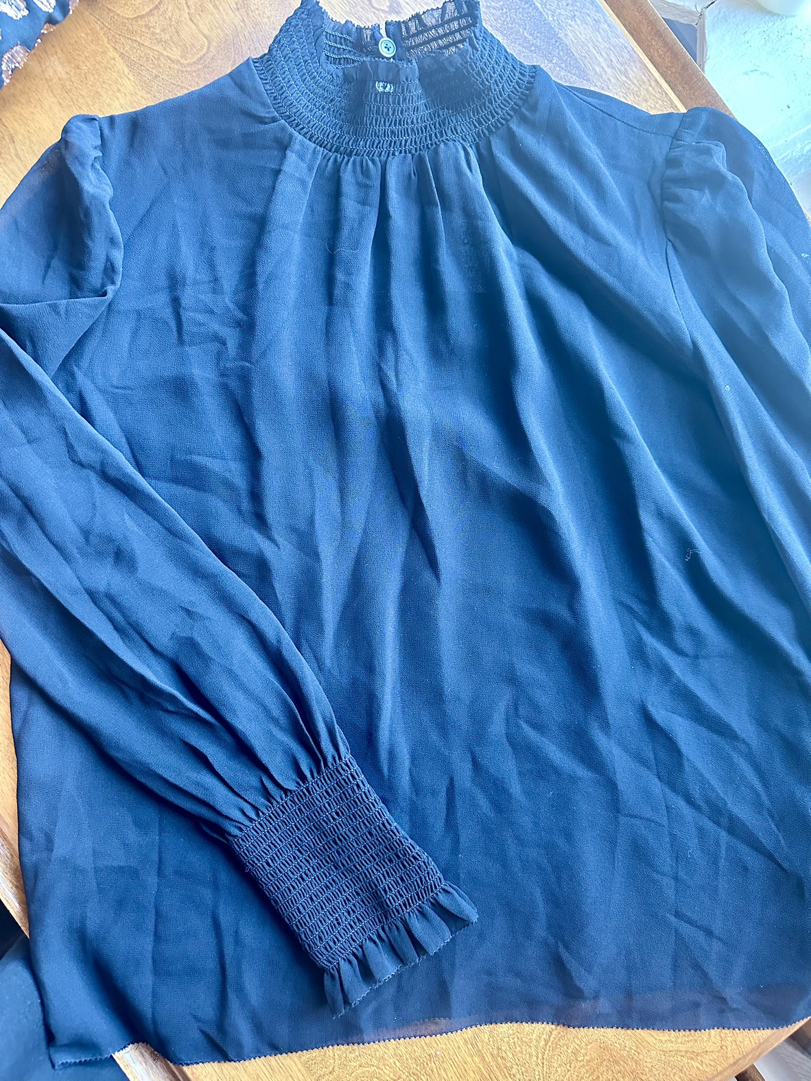 New Aritzia Black Valencia Blouse image indicator(2)