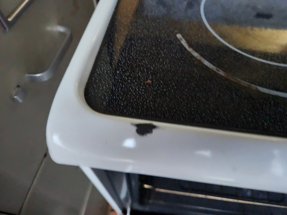 white glass top stove image indicator(2)
