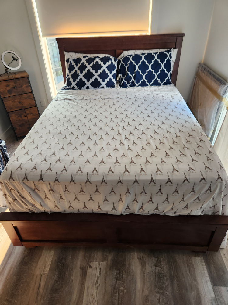 Queen Size Bed Set