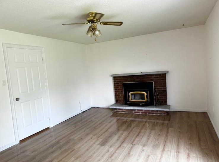 2 bedroom 1.5 washroom basement for rent - photo 4
