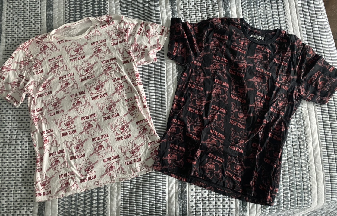 Men’s True Religion T-Shirts image indicator(2)