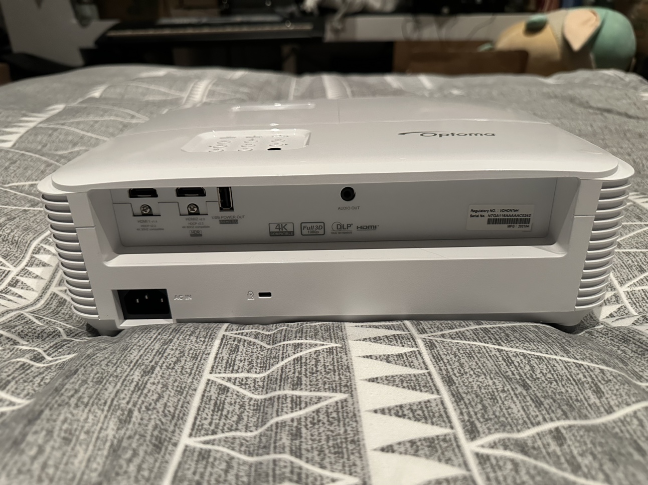Optoma HD28HDR 1080p Home Theater Projector - photo 4