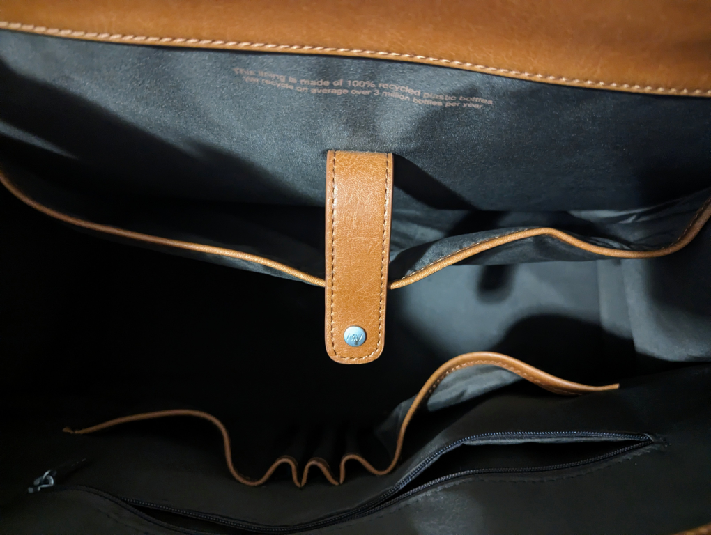 Matt & Nat  Laptop Vegan Leather Bag image indicator(4)
