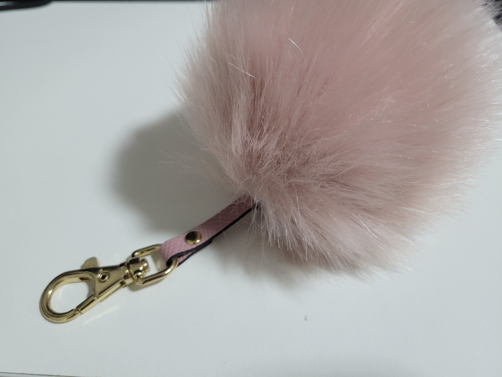 Pink Fur Keychain image indicator(3)