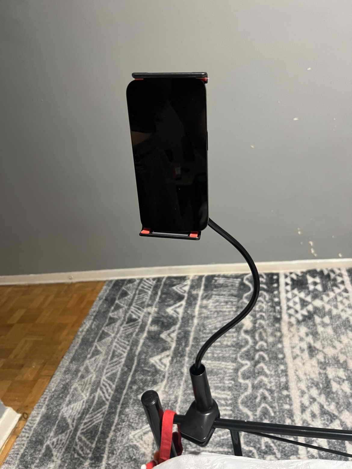 Phone holder - Multi purpose thumbnail