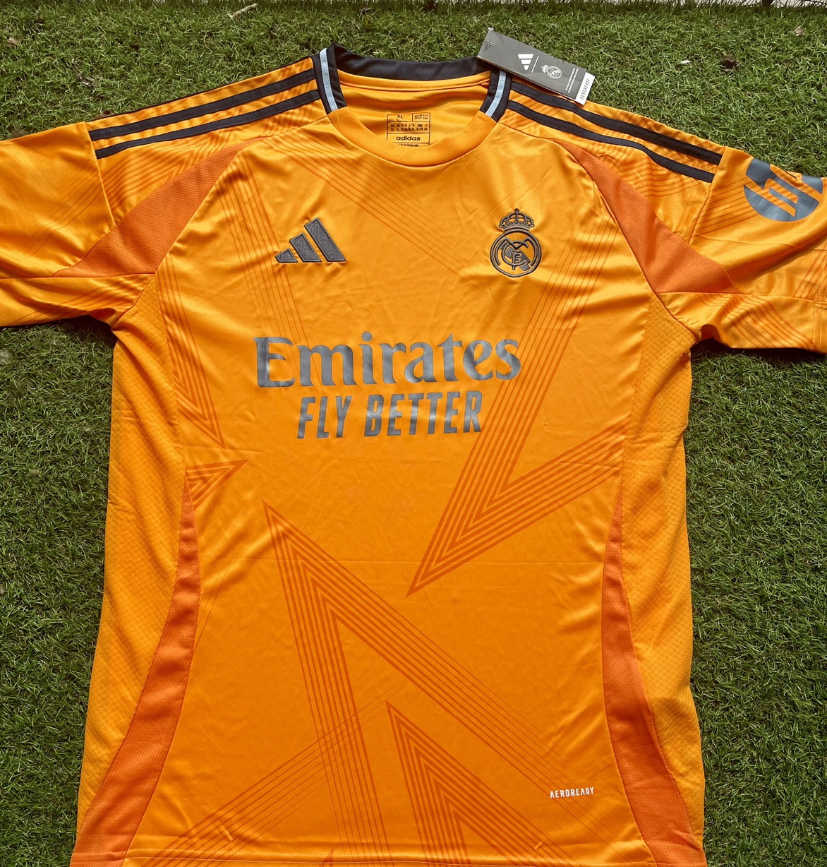 Real Madrid Away Soccer/ Football Jersey - 24/ 25 Season