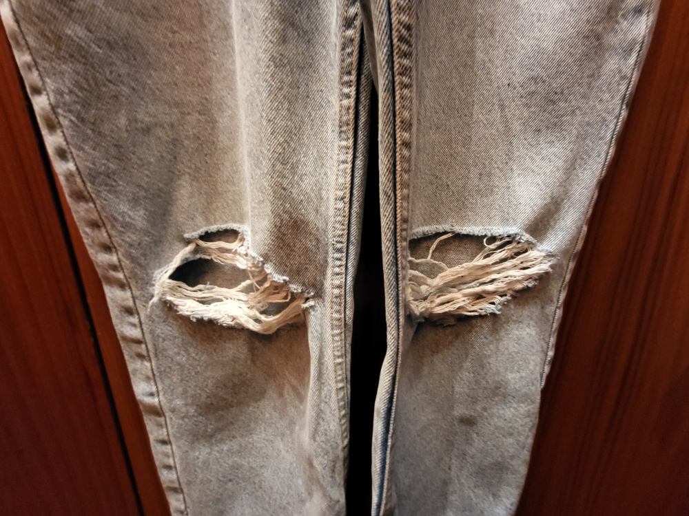 ❣️ Pull & Bear Denim Overalls Classic Baggy Jeans Size Medium image indicator(5)