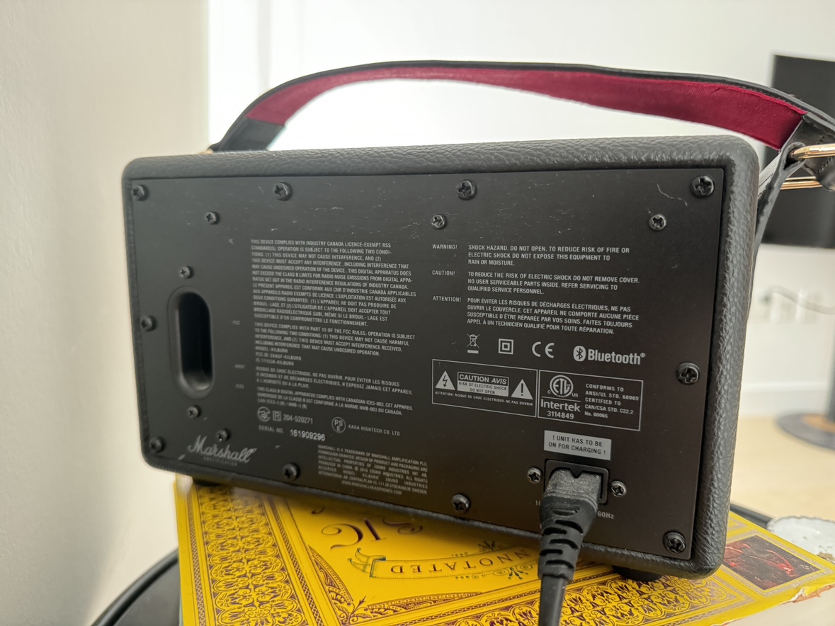 Marshall Acton Bluetooth Speaker - photo 4