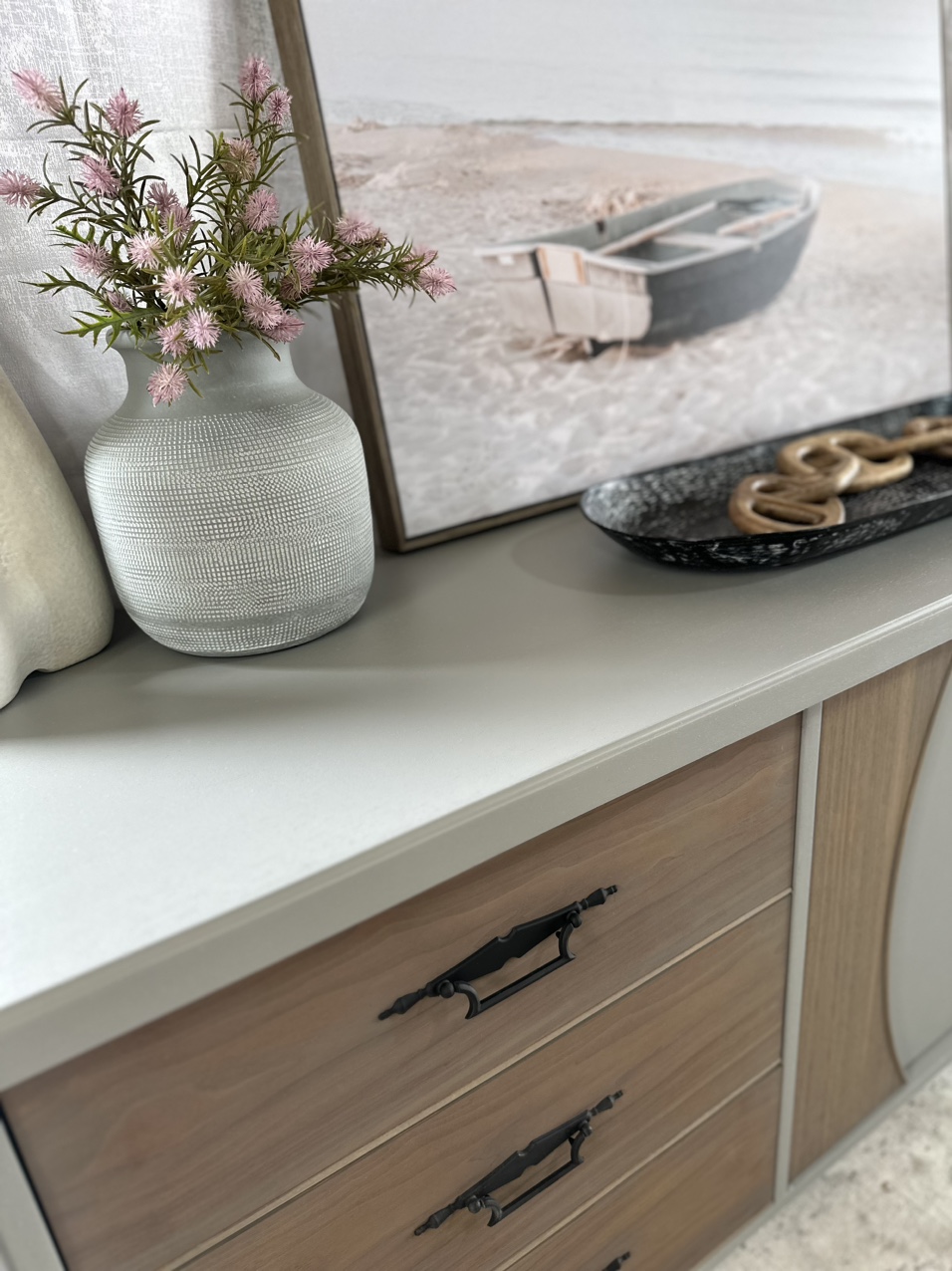 Beautifully Refinished Sideboard/TV Stand - photo 2
