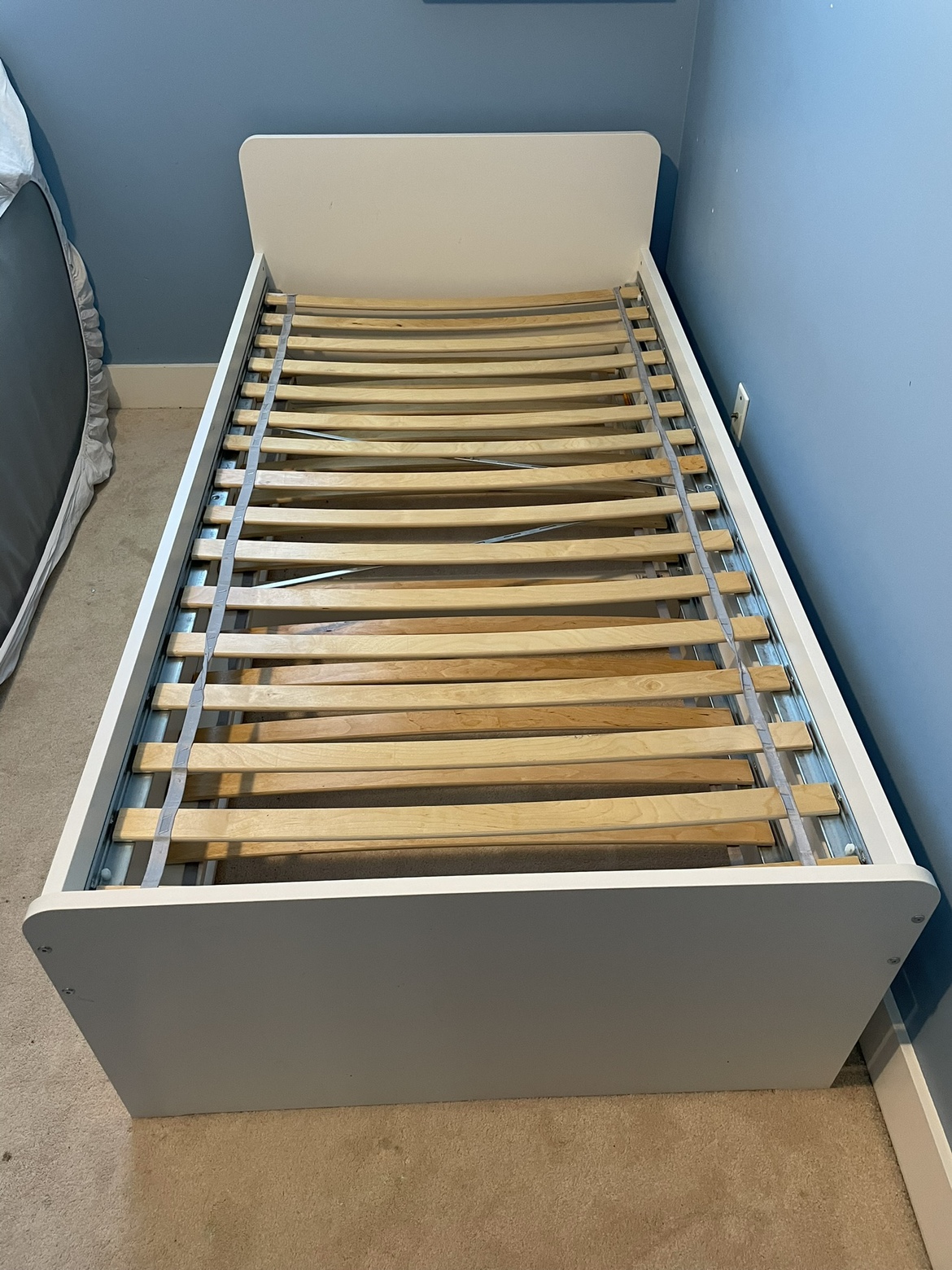 Ikea Twin Bed + 2 ottoman with storage image indicator(3)