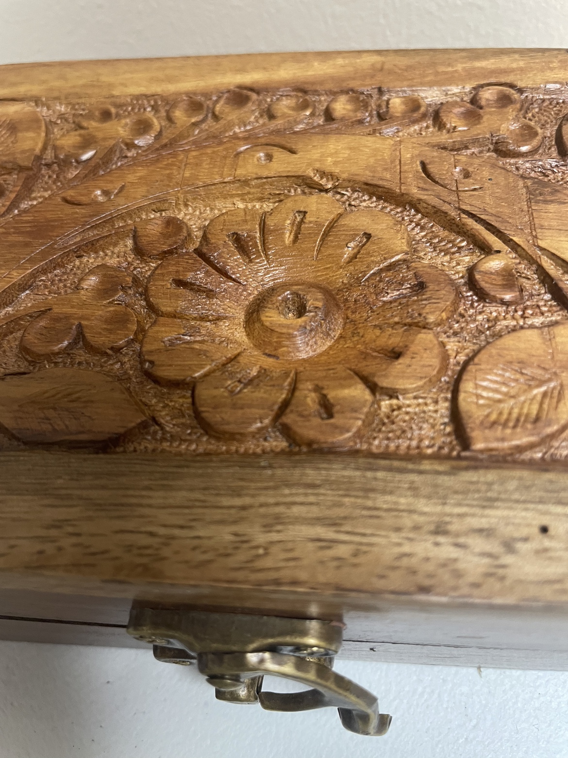 Carved Wooden Box. - photo 4