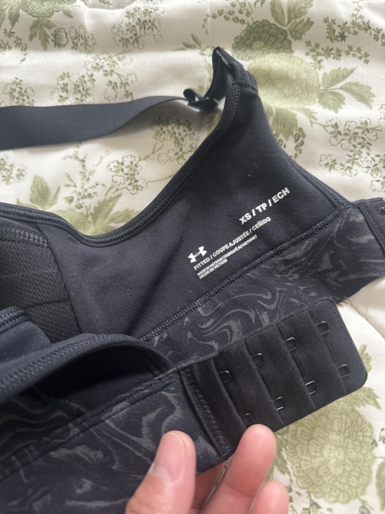 Under Armor sports bra image indicator(2)