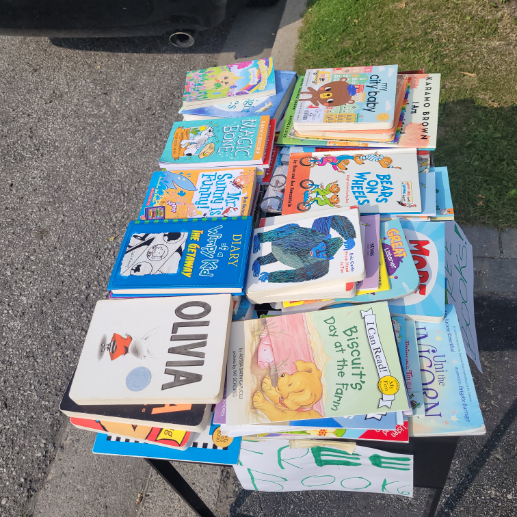 Children's Books - Bulk Lot thumbnail
