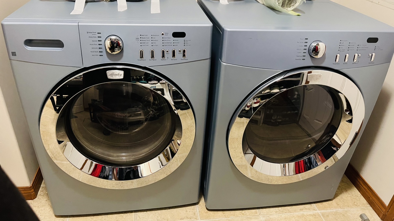 Frigidaire Affinity Washer and Dryer Set