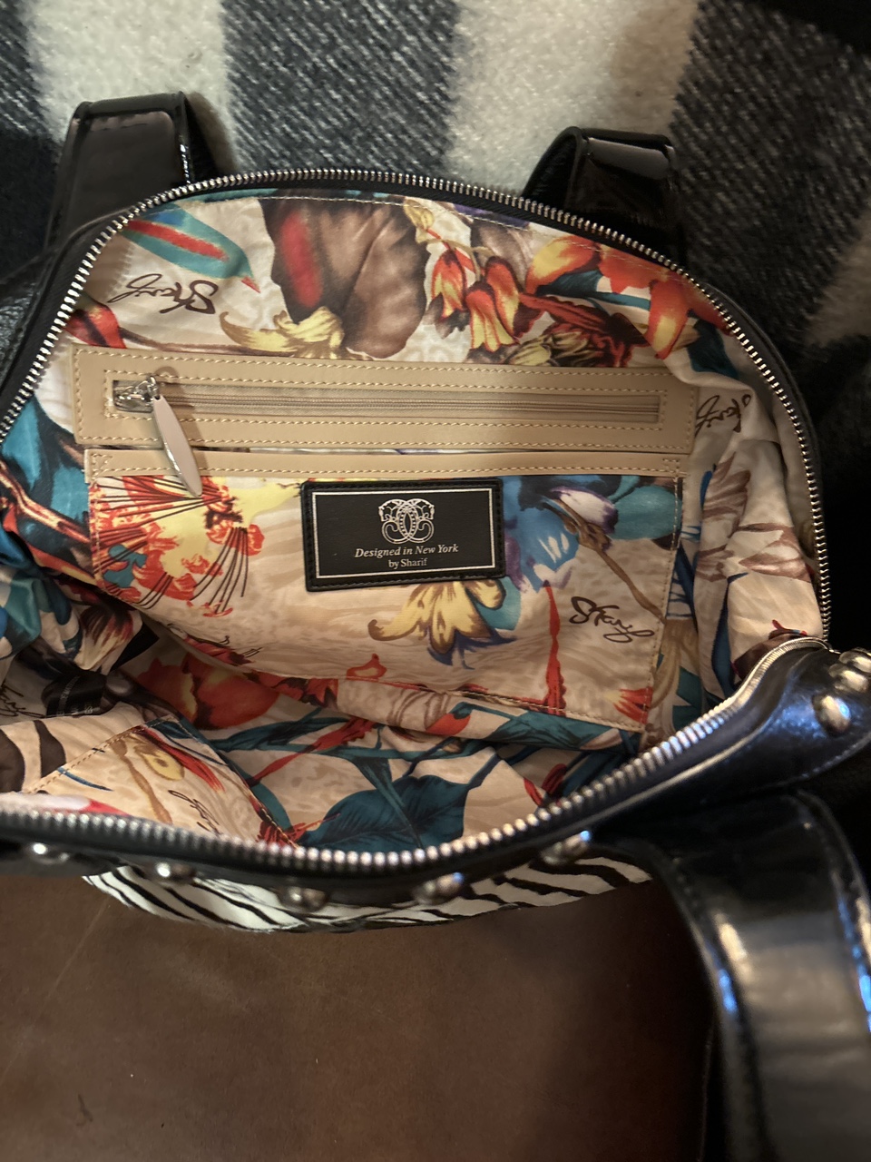 Sharif  Black  Purse thumbnail