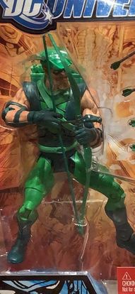 2009 Mattel DC Universe Classics Green Arrow Action Figure image indicator(2)