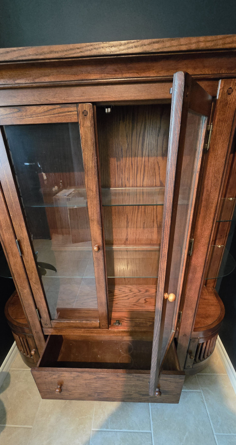 China Cabinet / Hutch - photo 4