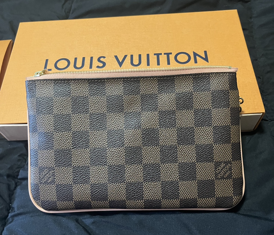 Louis Vuitton Double Zip Pochette image indicator(5)