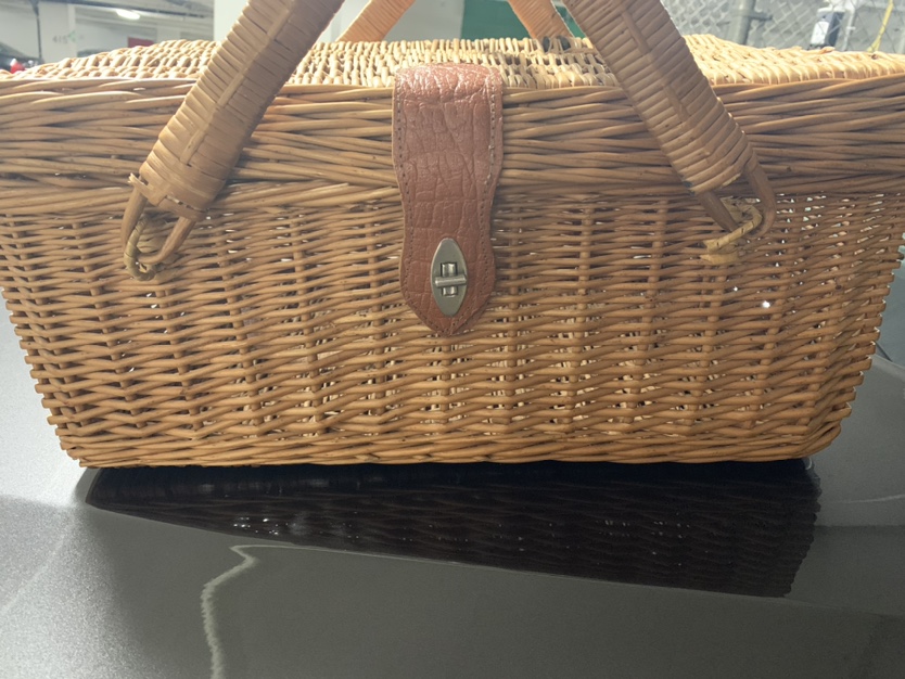 Wicker Picnic Basket thumbnail