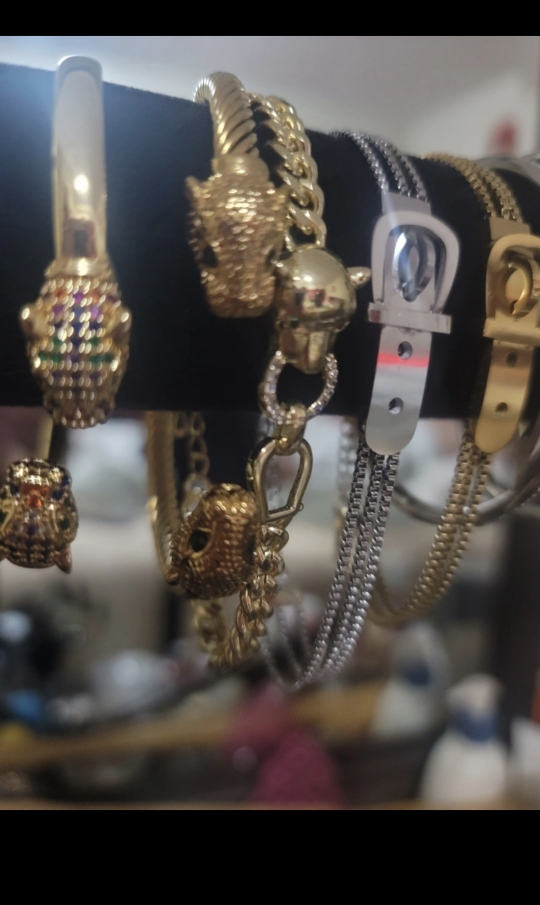 New bracelet range  start from $ 30 -  $ 50 . image indicator(3)