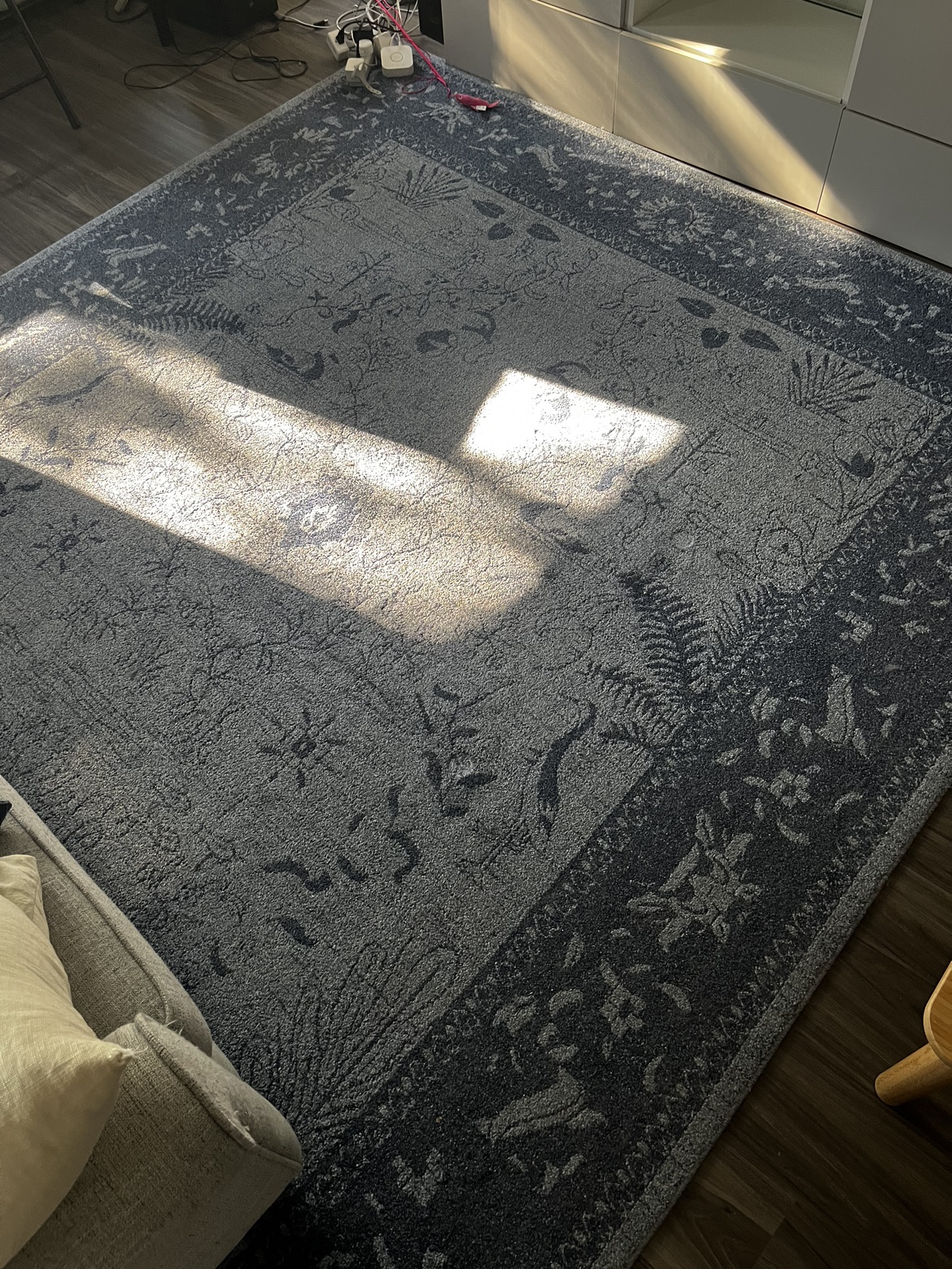 7’10 x10 area rug